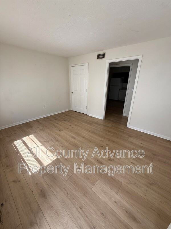 4911 Temple Heights Rd #B