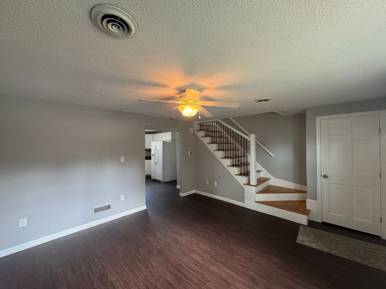 61 Constitution Way - Photo 3 of 20