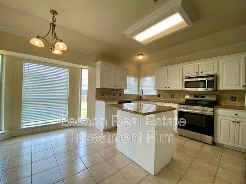 6015 Jason St - Photo 5 of 18