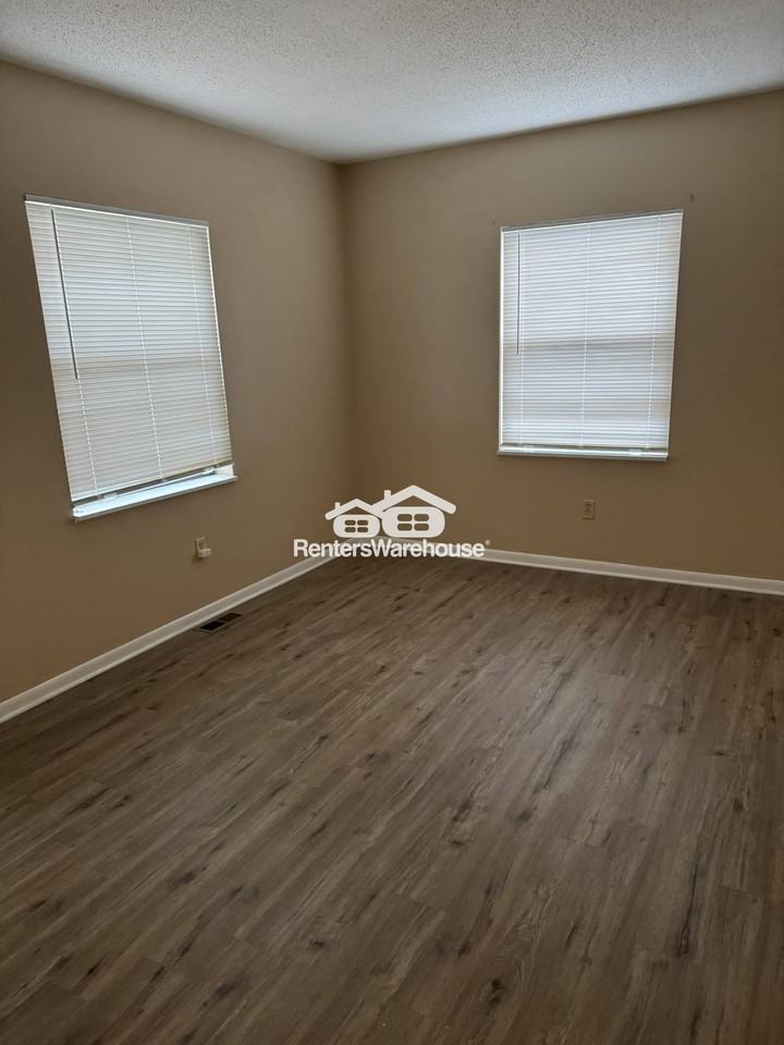 3008 Pasteur Ave - Photo 2 of 12