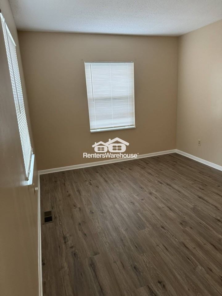 3008 Pasteur Ave - Photo 3 of 12