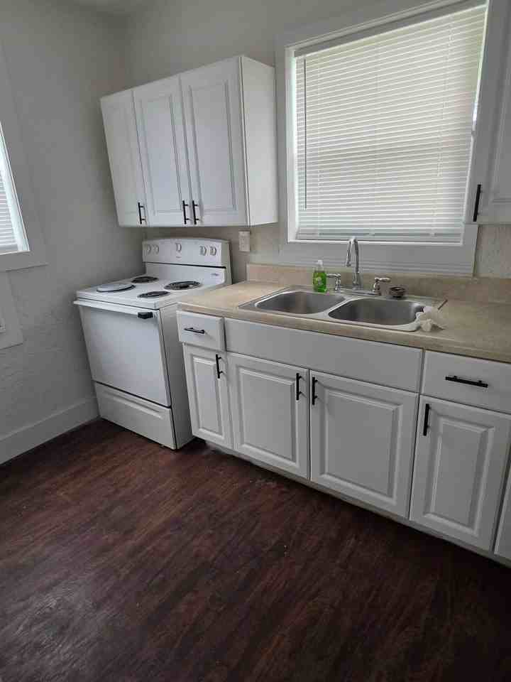 7 Pine Ridge Dr - Photo 3 of 4