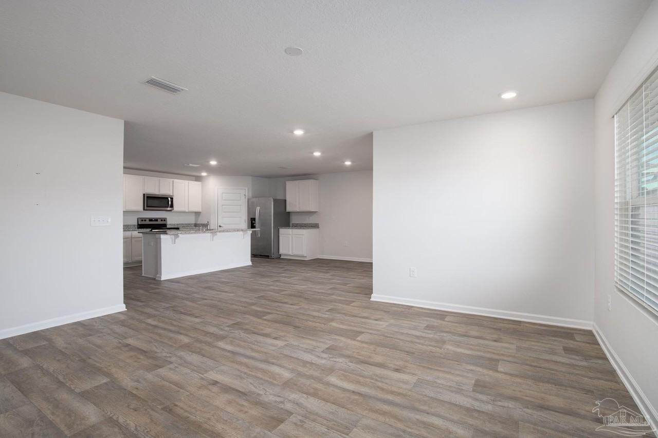 5540 Lancelot Trl - Photo 7 of 15