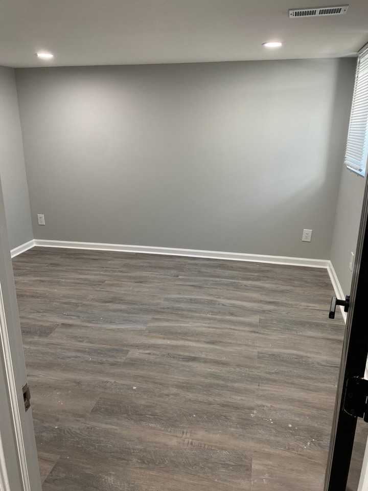 1212 Sherwood Ave - Photo 2 of 16