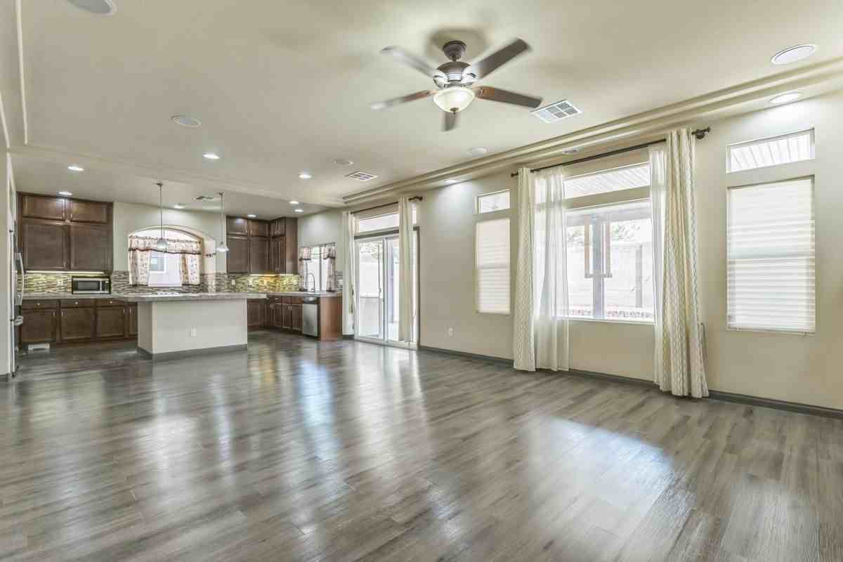 6360 Stag Hollow Ct - Photo 2 of 17