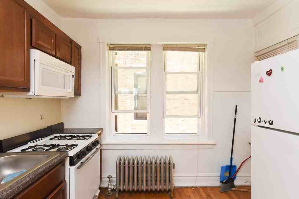 3906 W Argyle St #1A - Photo 2 of 18