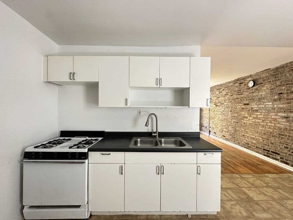 2332 N Spaulding Ave #1A - Photo 4 of 21
