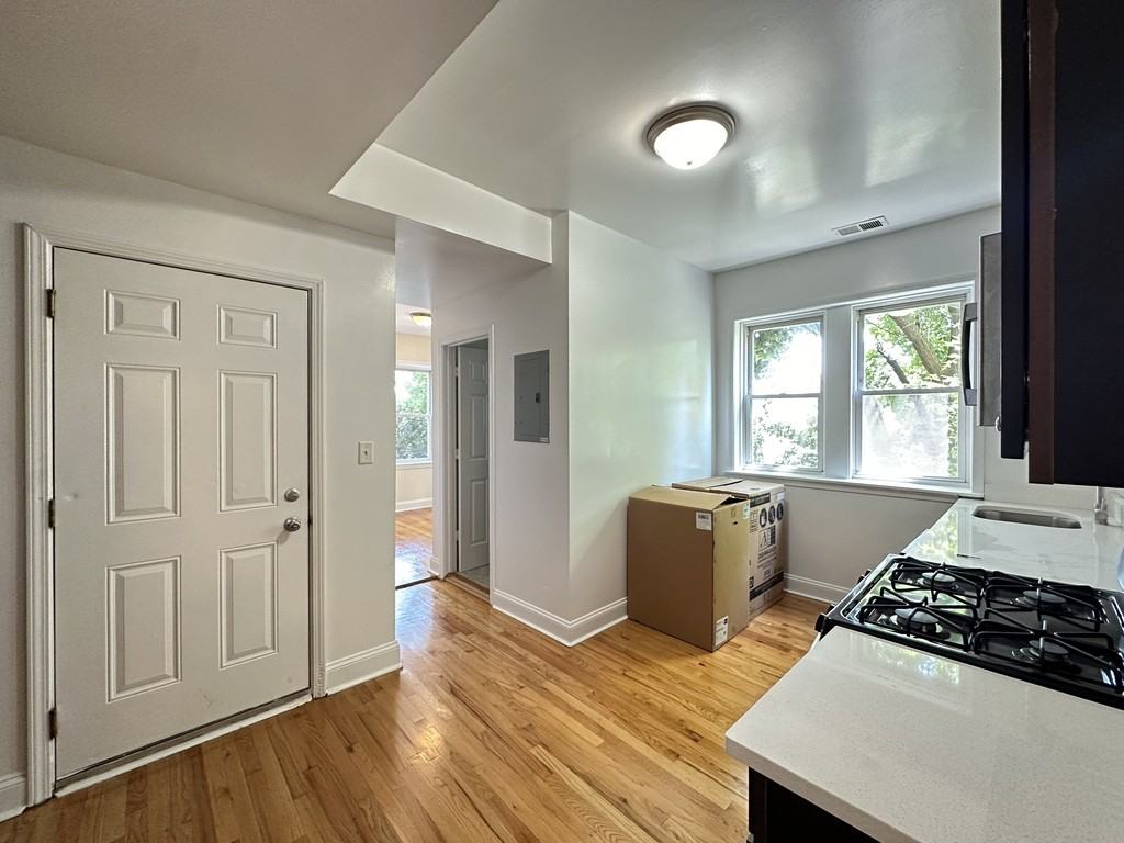 3428 W Parker Ave #2 - Photo 6 of 21
