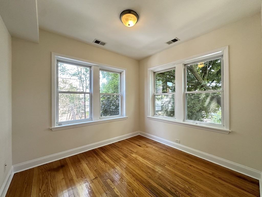 3428 W Parker Ave #2 - Photo 7 of 21