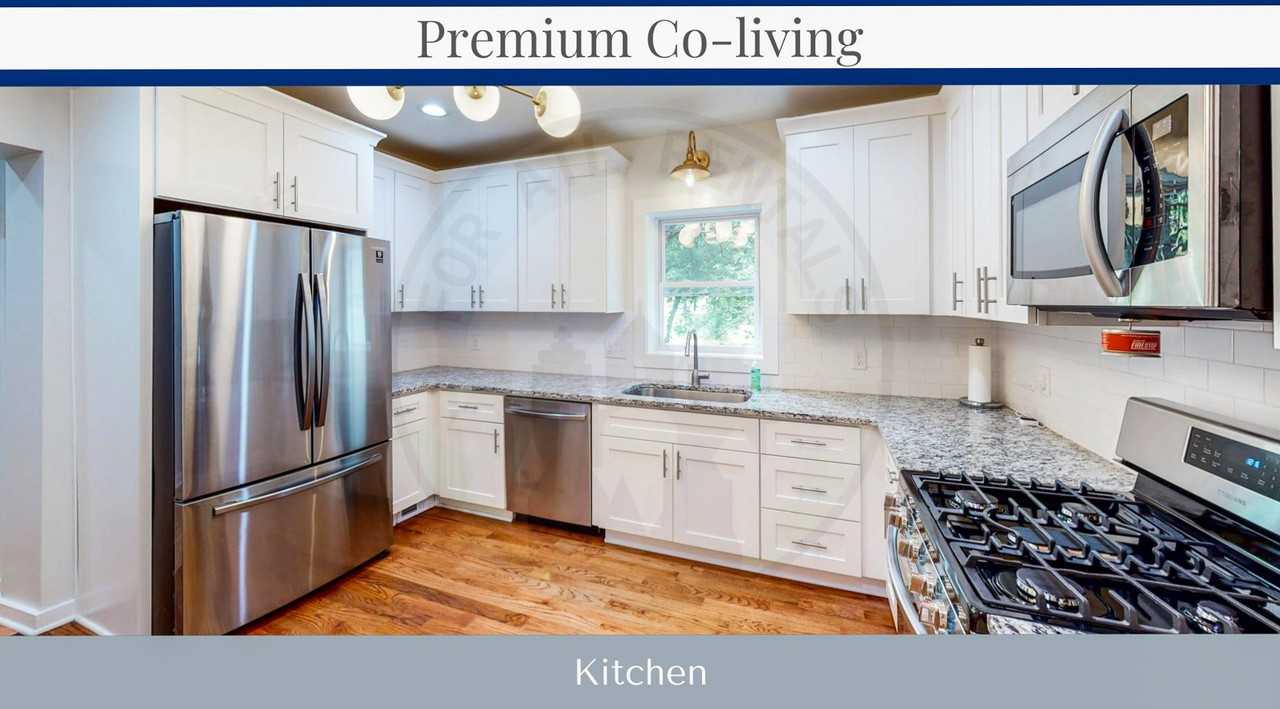 N Gordon Cir - Photo 3 of 11