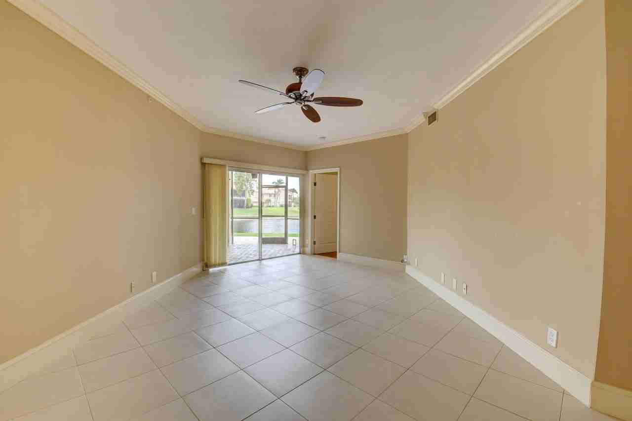 23181 Fountain Vw #A - Photo 6 of 50