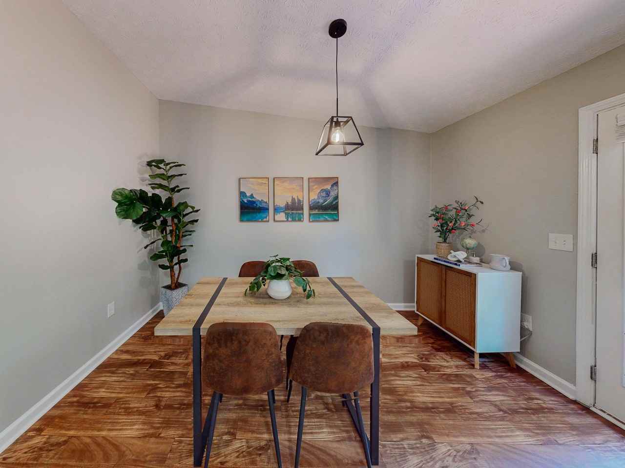 Ramblewood Cir - Photo 4 of 8