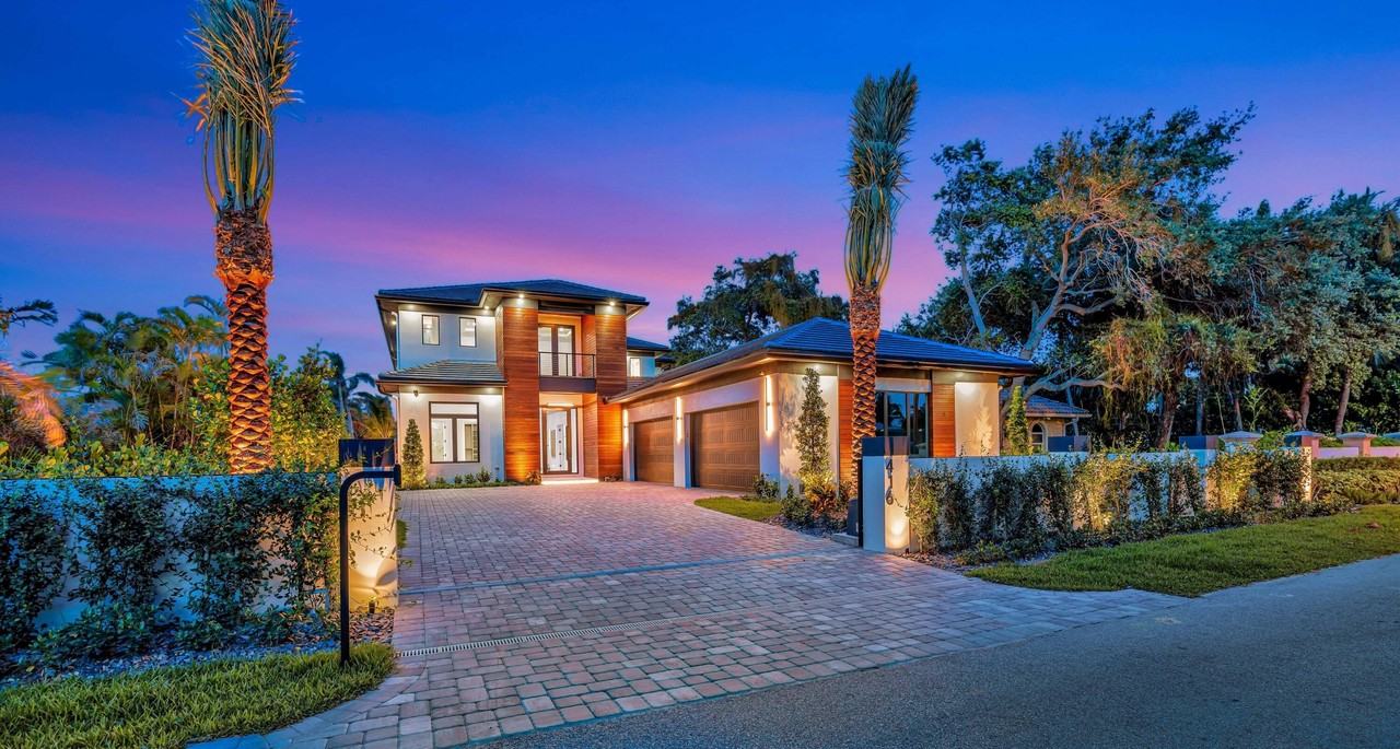 416 S Lake Dr - Photo 3 of 50