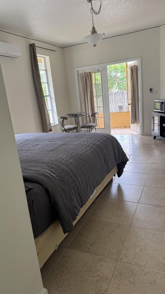 11575 Sanderling Dr - Photo 3 of 7