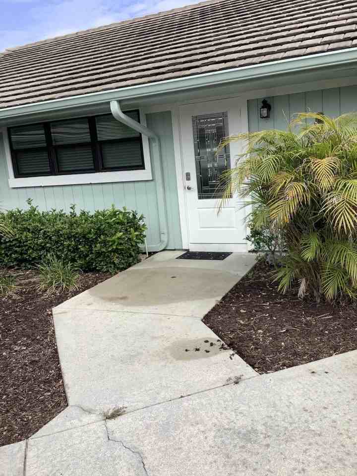 1127 E Seminole 11b Avenue #11B - Photo 2 of 33