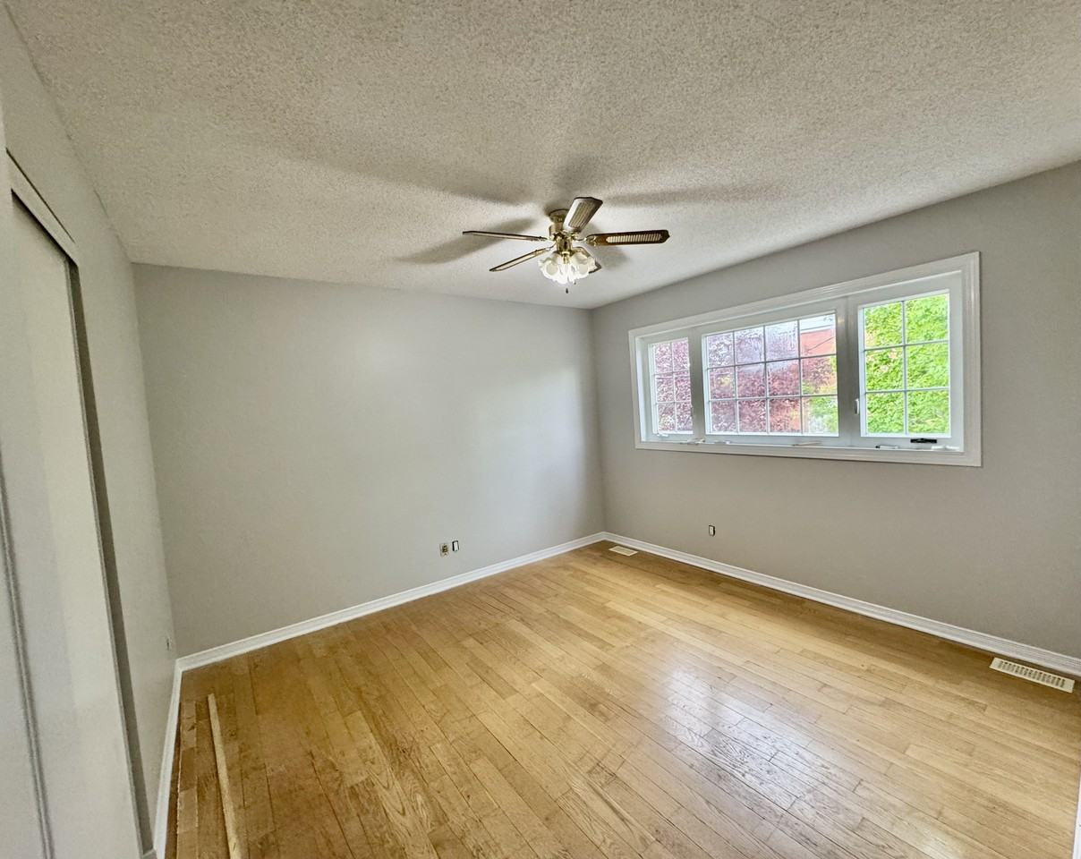 205 Glynn Avenue - Upper Bed 2 - Photo 2 of 13