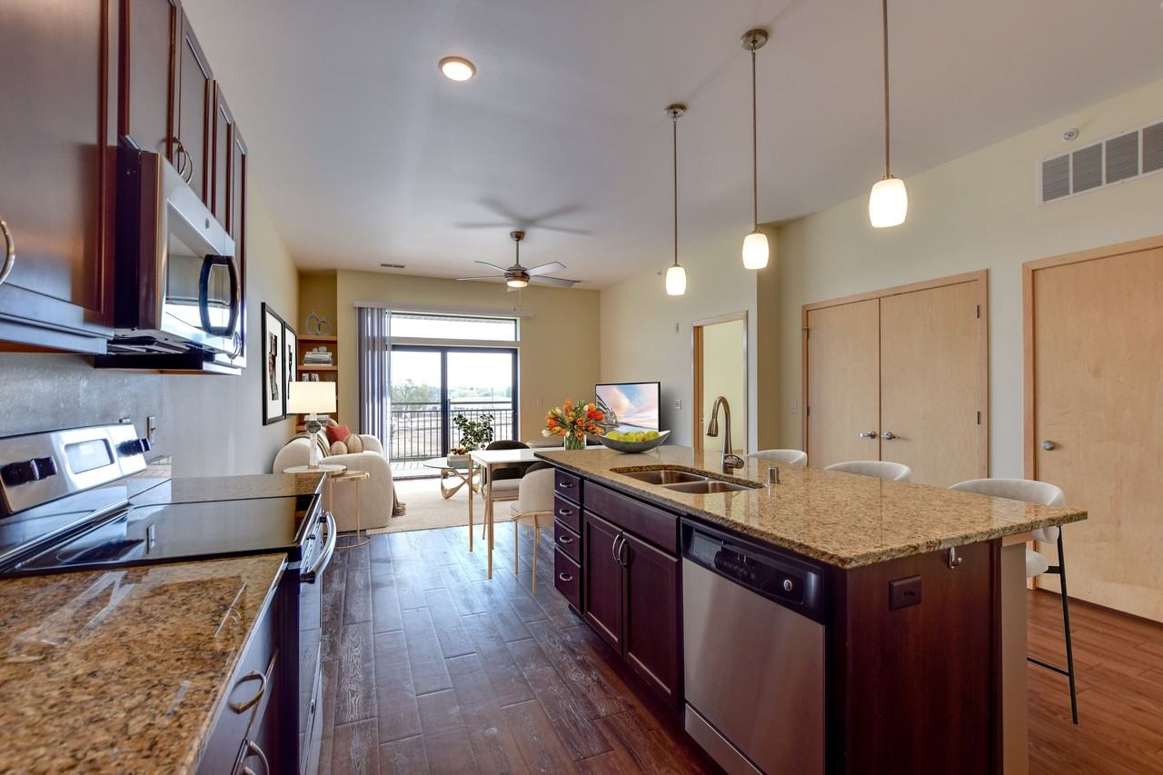 McKenzie Place Apartments - Photo 3 of 43