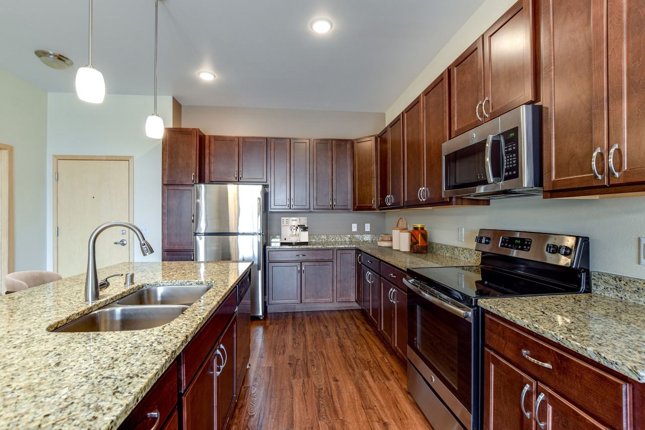 McKenzie Place Apartments - Photo 6 of 43