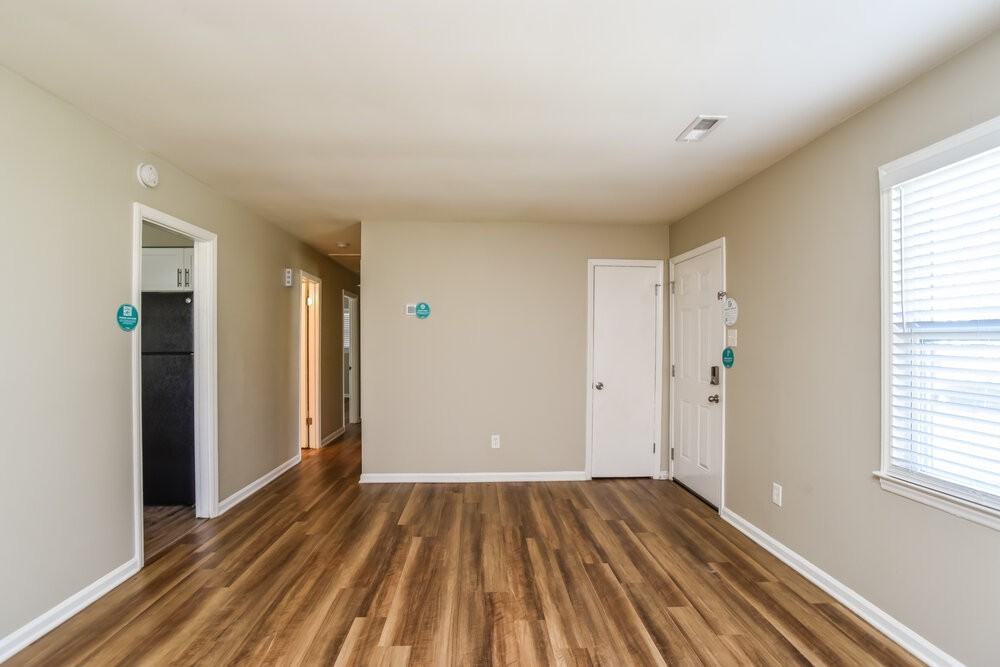 6216 Bonnybrook Ln - Photo 3 of 19