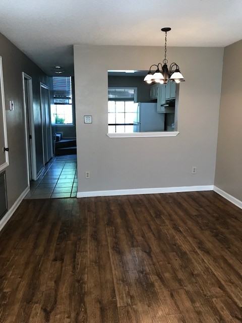 107 S Saint Jean St #107 - Photo 2 of 5