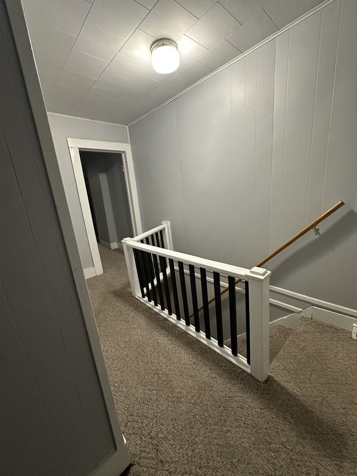 51 Hubbard St #51-1-2 - Photo 3 of 7