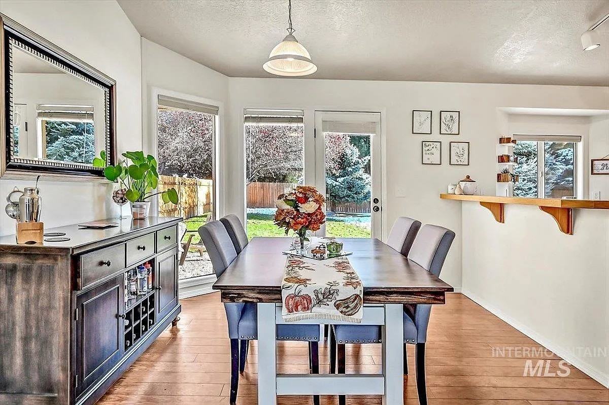 5668 S Kalmia Pl #NA - Photo 5 of 20