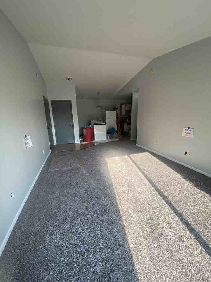 7489 Crosscreek Dr #7489 - Photo 3 of 9