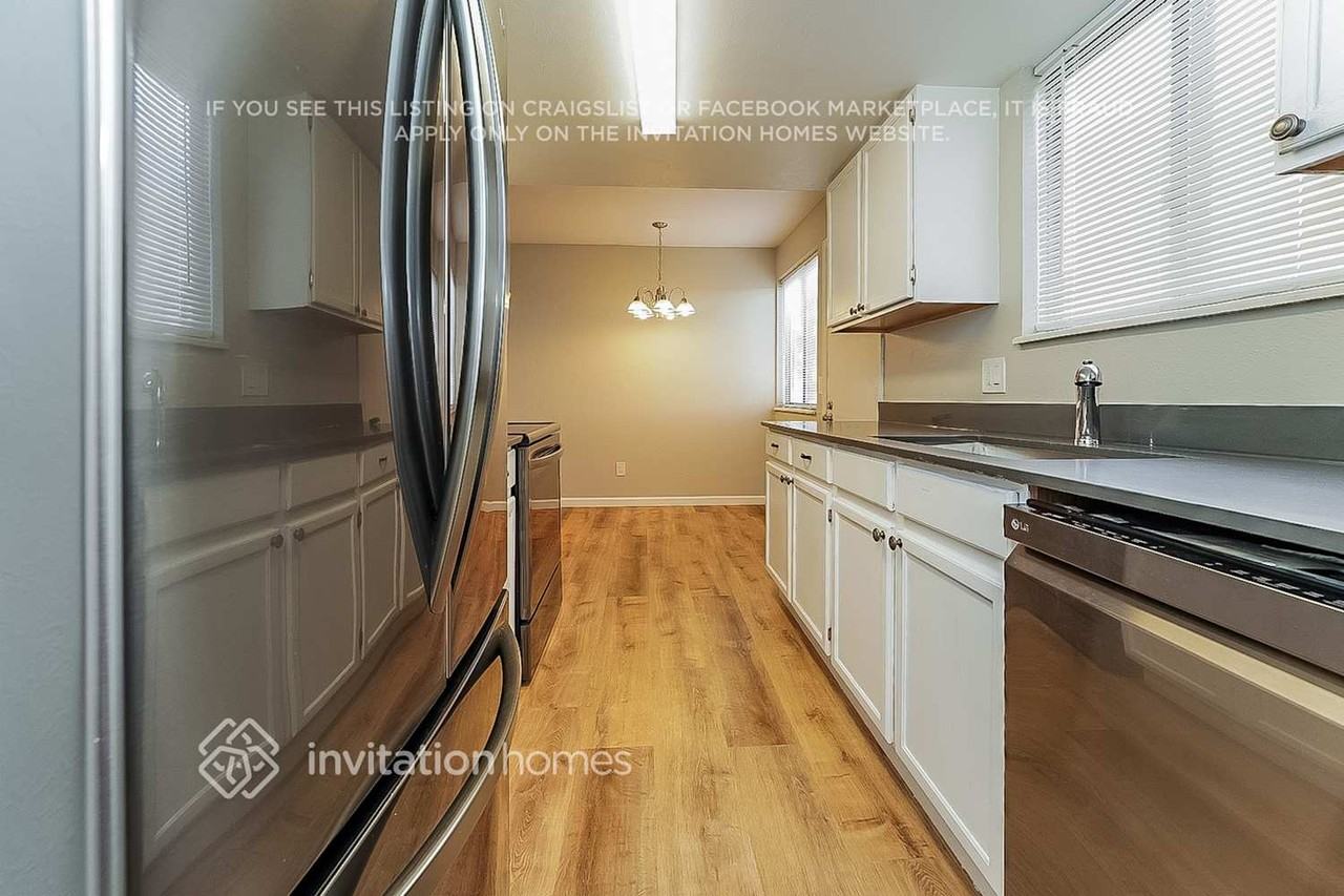 9336 W 100th Cir - Photo 7 of 16
