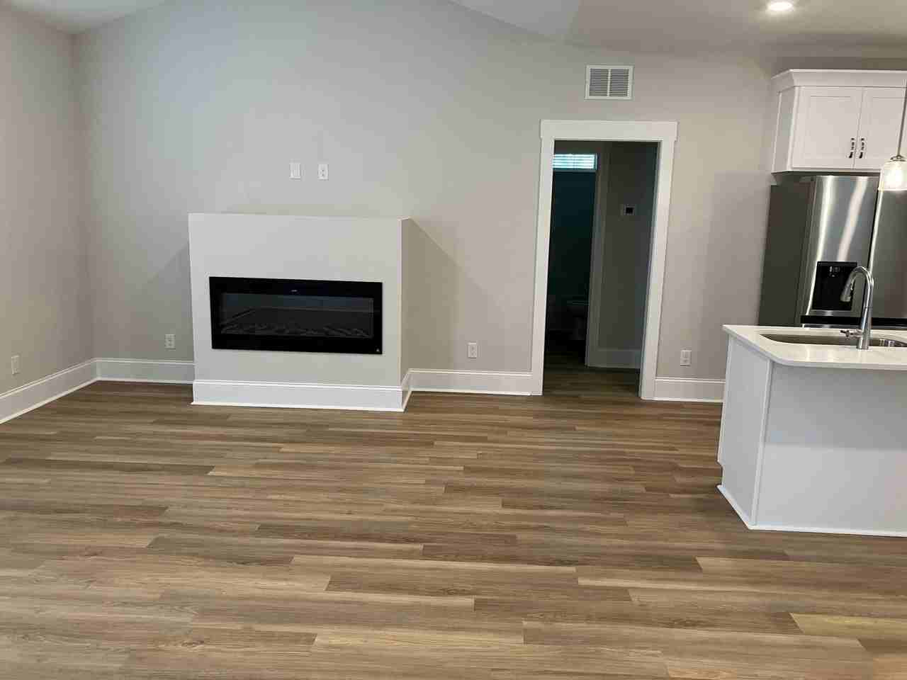 1609 Fawn Ct Sw - Photo 2 of 32