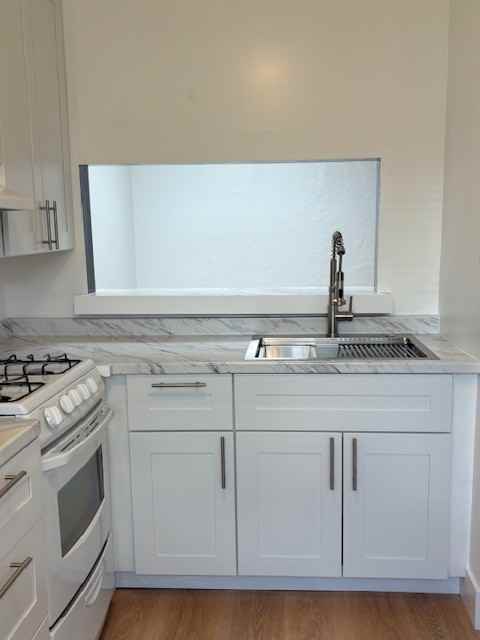 1565 4th St #9 - Photo 7 of 18