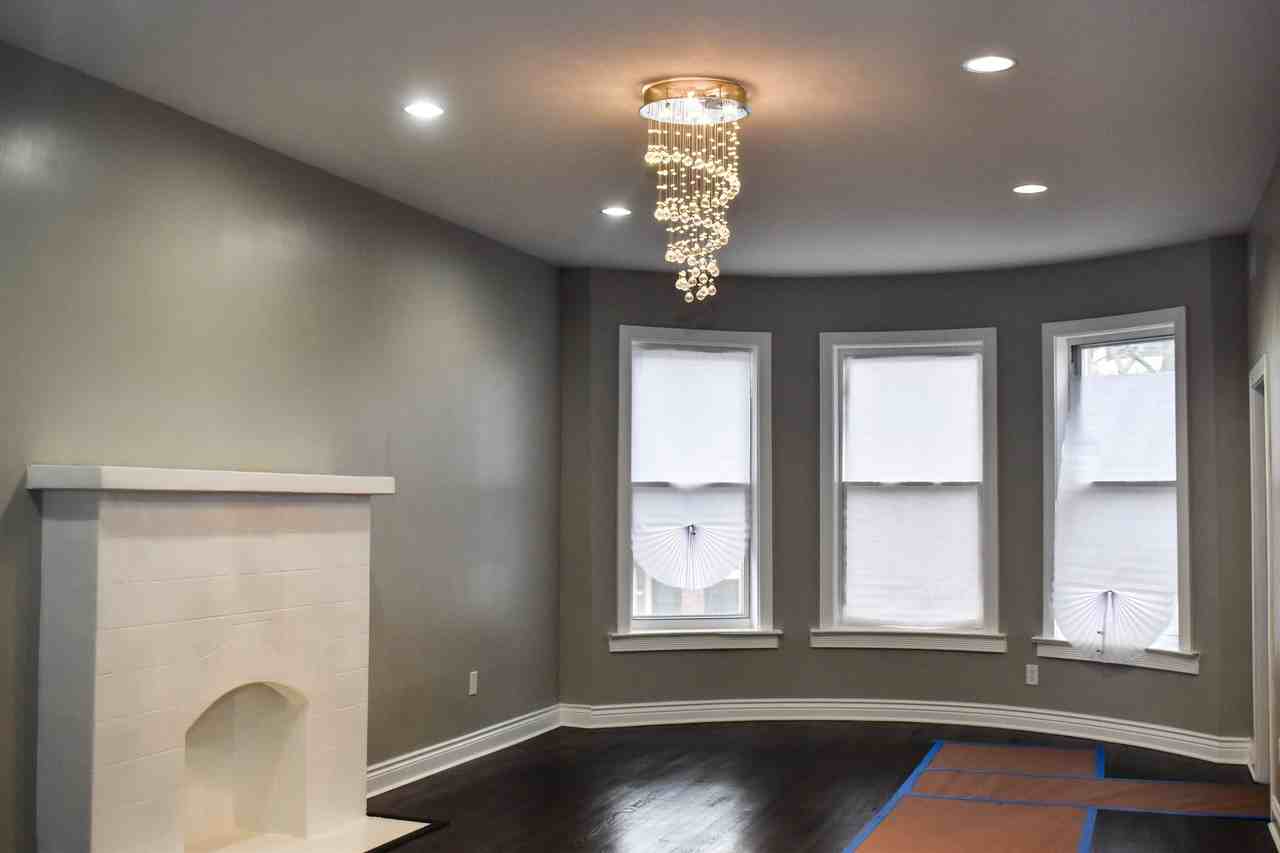 5041 S Michigan Ave #2 - Photo 4 of 29