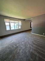 featured image of 515 W Oak St