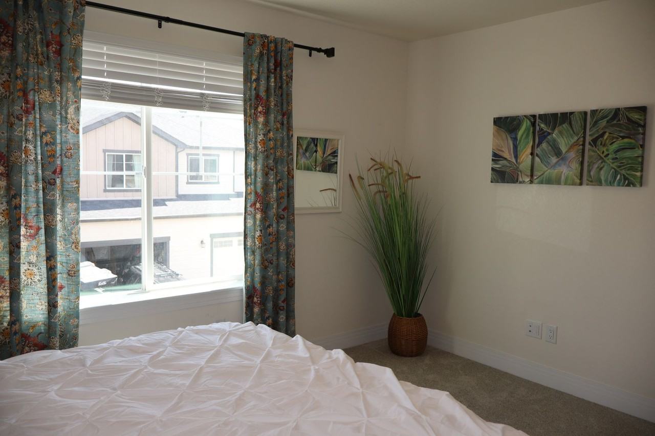 1169 Bon Homme Richard Dr - Photo 7 of 11