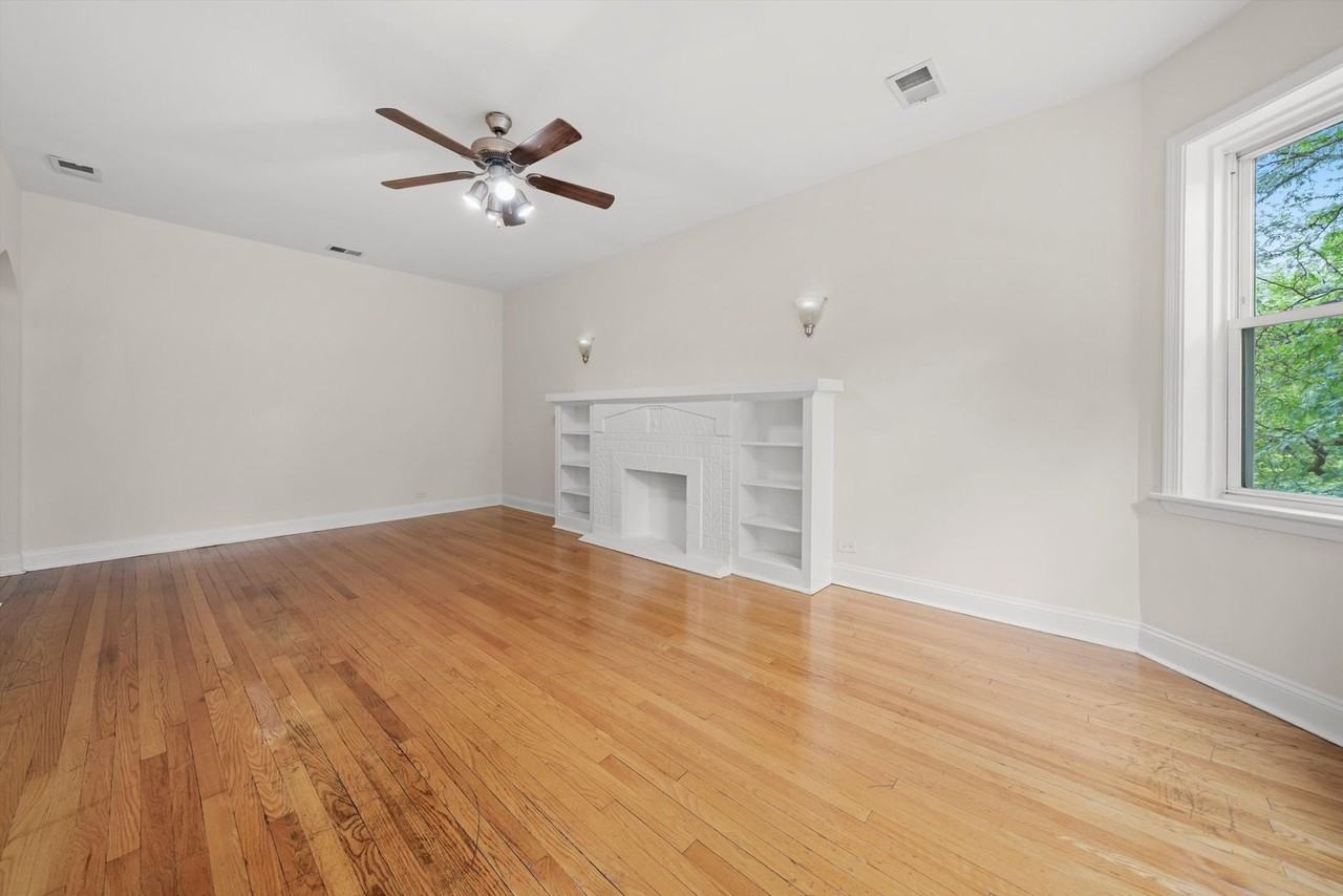 3428 Parker LLC - Photo 4 of 28