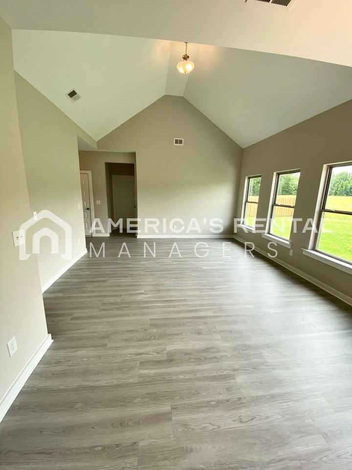 104 Ballington Way - Photo 5 of 19