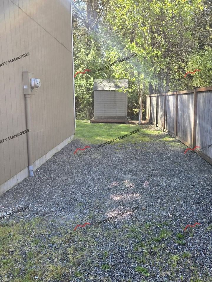 1820 Westside Ct - Photo 6 of 35