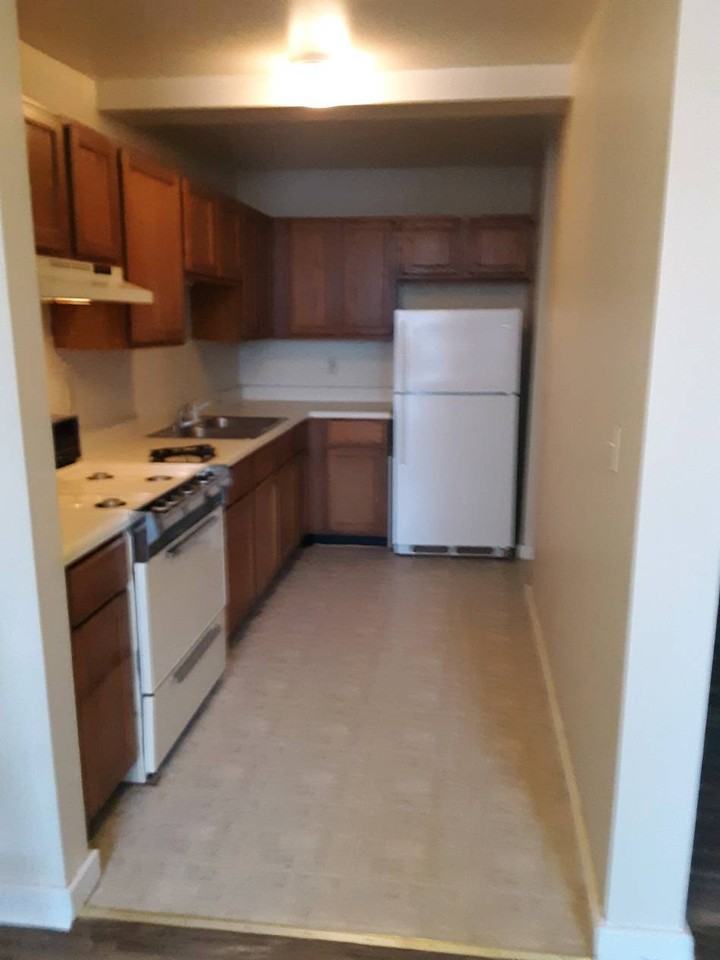 Cleveland House - Photo 2 of 38