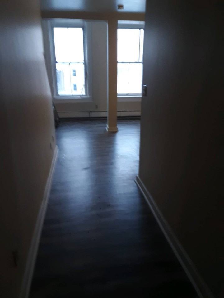 Cleveland House - Photo 4 of 38
