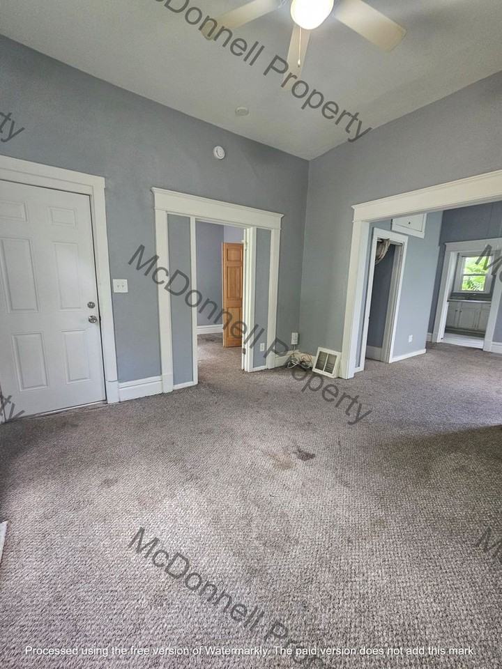 2833 8th Ave - Photo 2 of 6