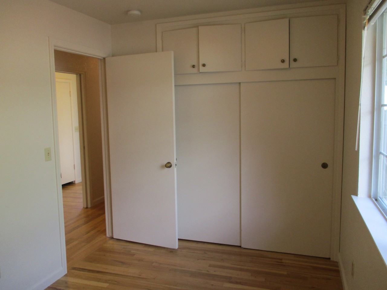 1608 Laburnum Ave - Photo 6 of 18