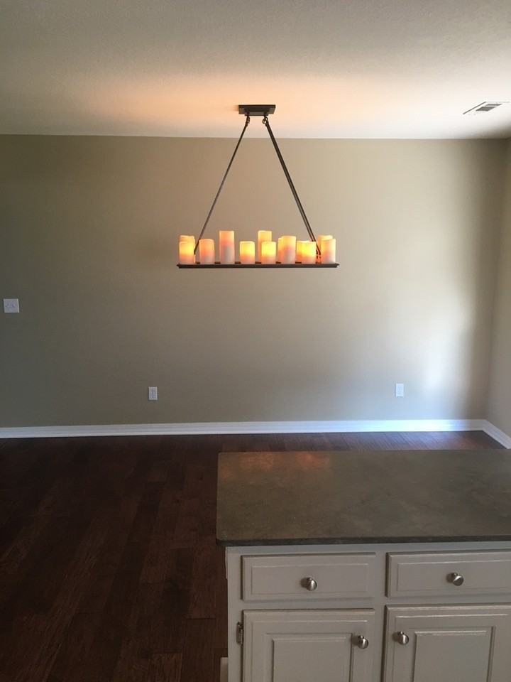 1040 E Broadview Dr - Photo 6 of 19