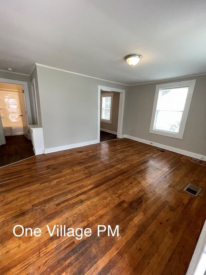 806 Massey Ave - Photo 2 of 16