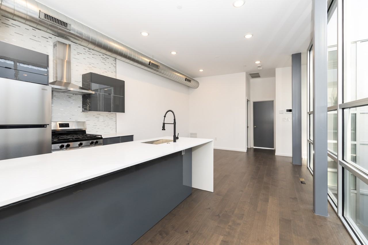 1941 North Marshall Street - Photo 7 of 50