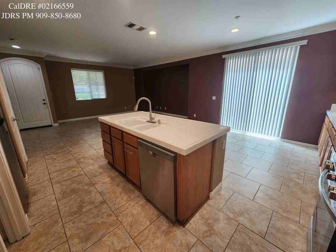1760 Palermo Dr - Photo 3 of 20