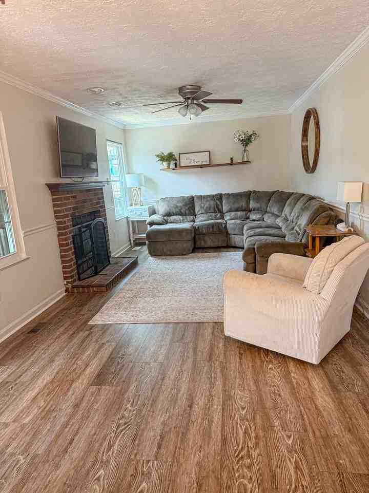 3269 Meadow Valley Dr - Photo 3 of 27