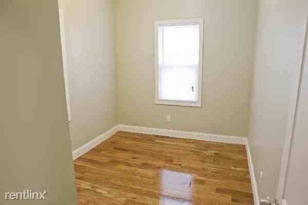 17 Imrie Rd - Photo 3 of 9