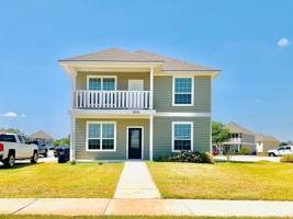 featured image of 6934 Halter Loop