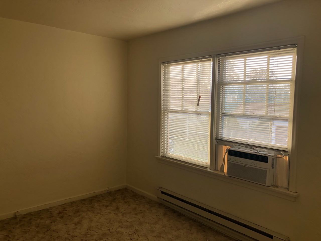 Pal-Martindale Apts. - Photo 7 of 19