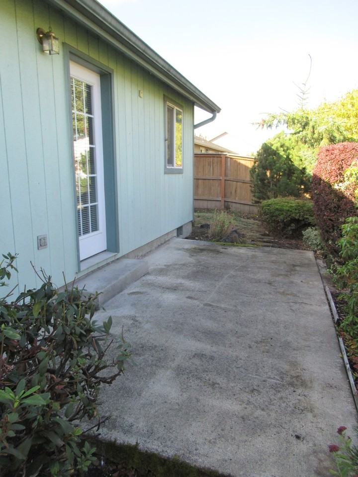 126 Independence Way - Photo 5 of 19