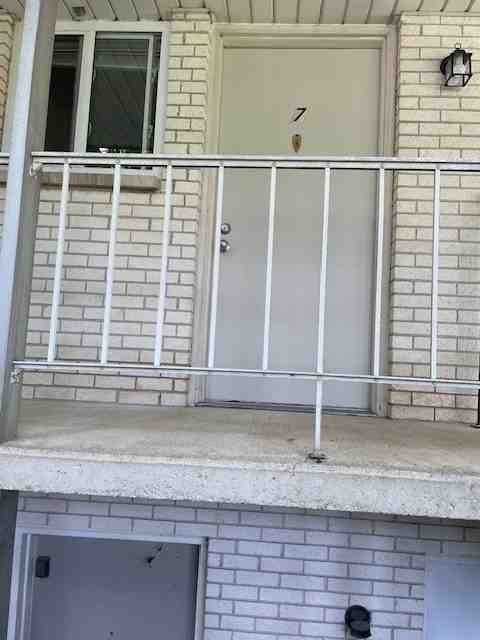 123 2nd Ave - Photo 2 of 9